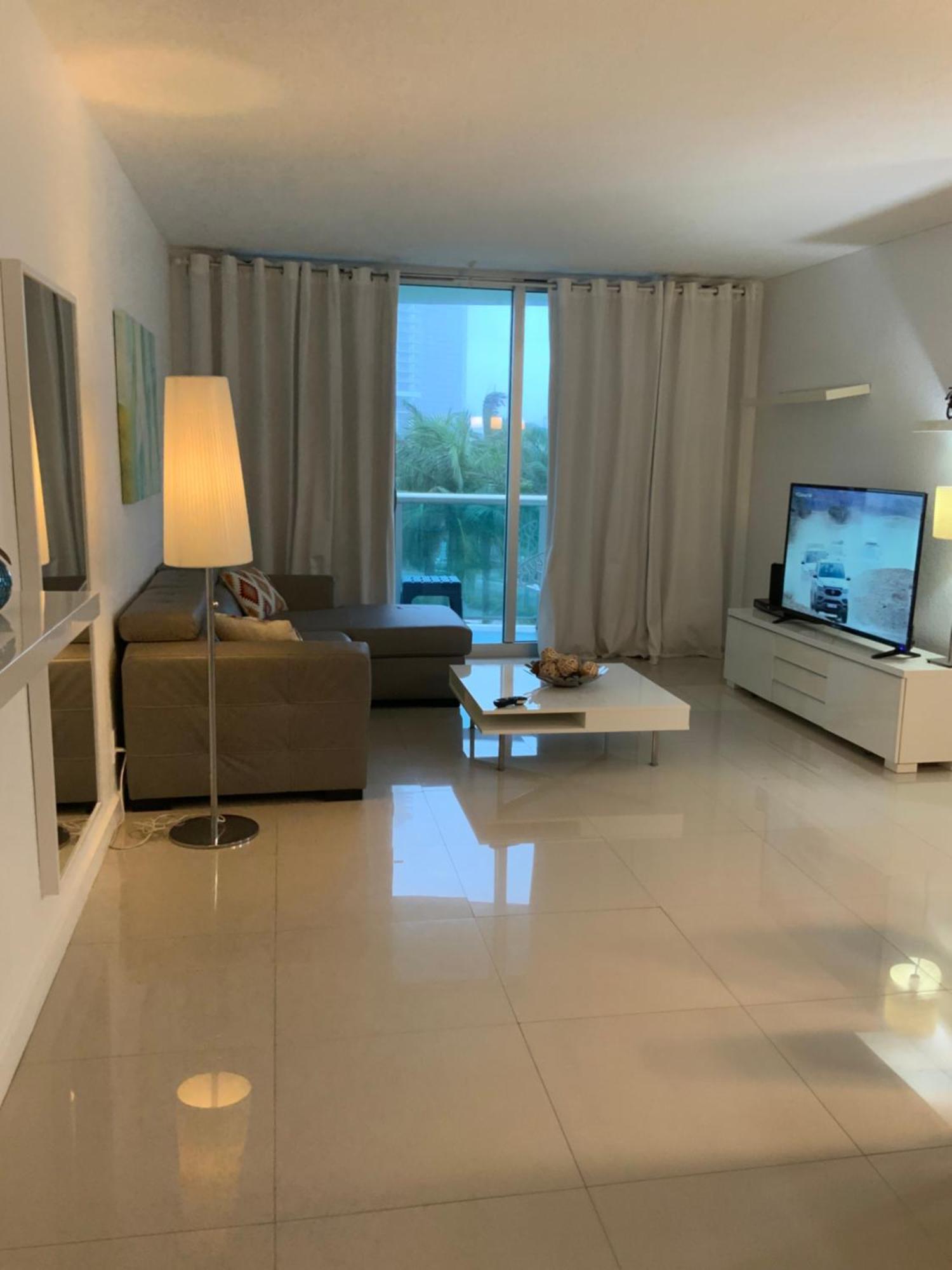 Lovely Beach Apartment By Miami Te Espera- Hollywood 5U Εξωτερικό φωτογραφία